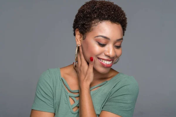 Mãe Afro Americana Posando Uma Sessão Retrato — Fotografia de Stock