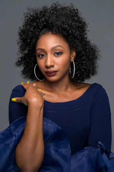 Portret Pięknej Afroamerykanki — Zdjęcie stockowe