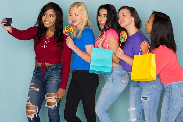 Group Young Female Friends Spending Time Together — Stock Photo, Image