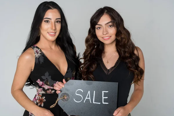 Group Young Female Friends Spending Time Together Shopping — Stock Photo, Image