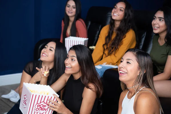 Group Female Friends Watching Movie Home Theater — Stock Photo, Image