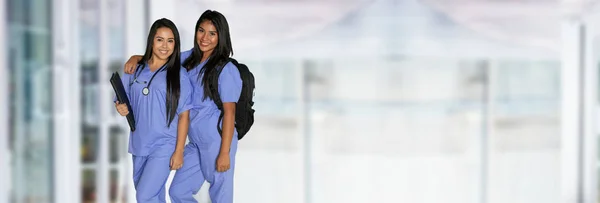 Grupo Estudantes Enfermagem Que Atuam Sua Formação — Fotografia de Stock