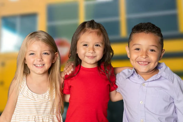 Een Groep Vrienden Van Gelukkige Kinderen Van School — Stockfoto