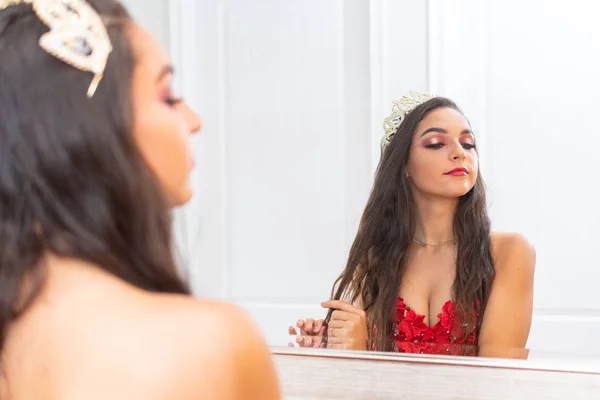 Adolescente Que Está Competindo Concurso Beleza — Fotografia de Stock