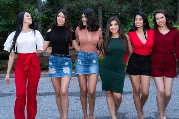 Group Of Hispanic Teen Female Friends — Stock Photo, Image