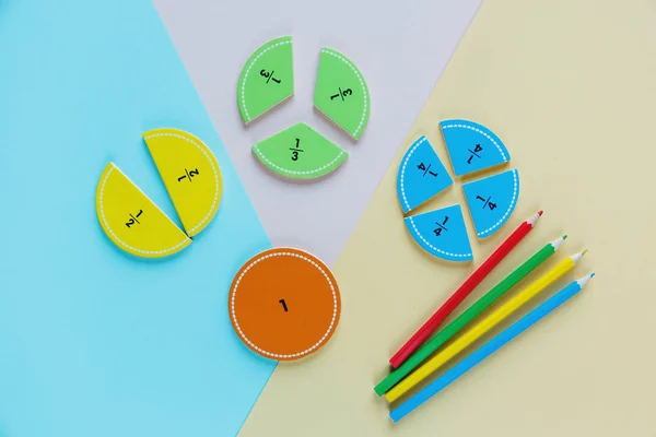 Fracciones Matemáticas Coloridas Los Fondos Brillantes Matemáticas Interesantes Para Niños — Foto de Stock