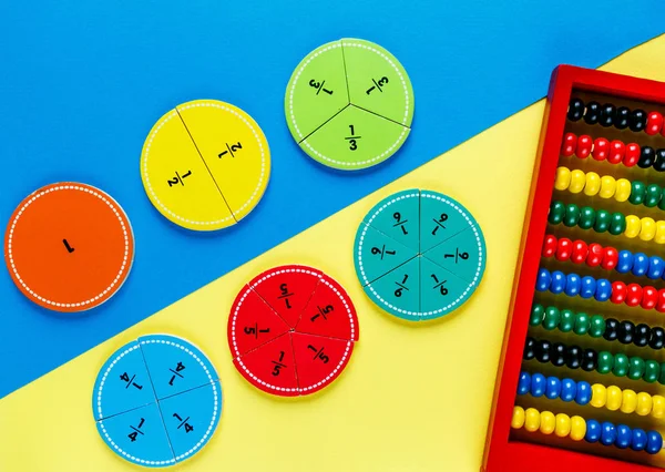 Fracciones Matemáticas Coloridas Los Fondos Brillantes Matemáticas Interesantes Para Niños — Foto de Stock