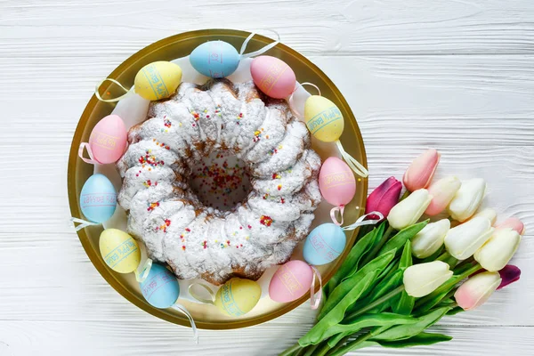 Gelukkige Pasen Gouden Tray Plaat Met Cake Met Hand Geschilderde — Stockfoto