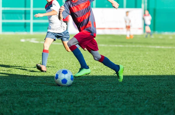 Fotbalový Fotbal Pro Děti Kluk Dělá Kopy Fotbalových Koulí Mladí — Stock fotografie