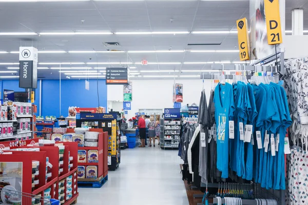 Miami Usa Aprile 2019 Righe Con Prodotti Walmart Walmart Inc — Foto Stock