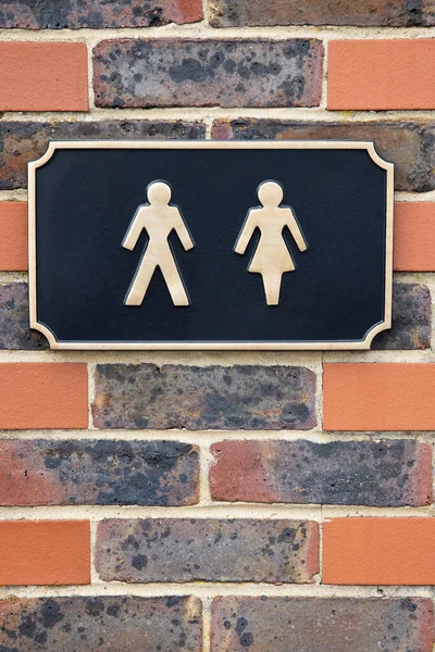 Zeichen Männlicher Und Weiblicher Figuren Außerhalb Der Öffentlichen Toilette Geschlechterfragen — Stockfoto
