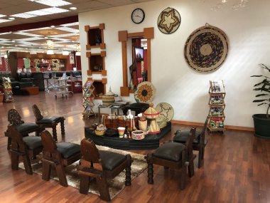 Addis Ababa, Etiyopya - Nisan 2018: Cloud Nine iş sınıf salonu içinde 12 Nisan 2018 Addis Ababa Bole Uluslararası Havalimanı, Etiyopya kahve töreni bölgede