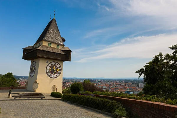 Clock tower, Uhrturm on top of Schlossberg Castle Hill in Graz, Austria — Stock Photo, Image