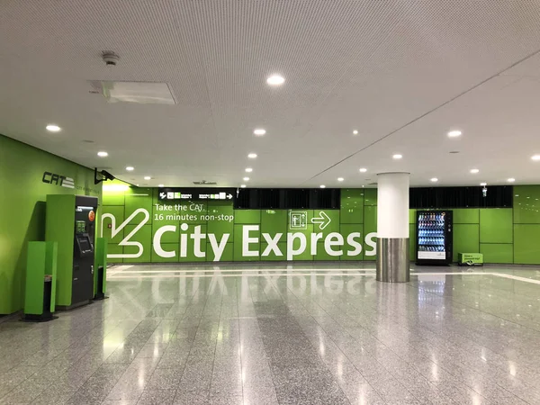 Vienna City Airport Train (CAT) transfer terminal situated in the Wien Mitte station — Stock Photo, Image