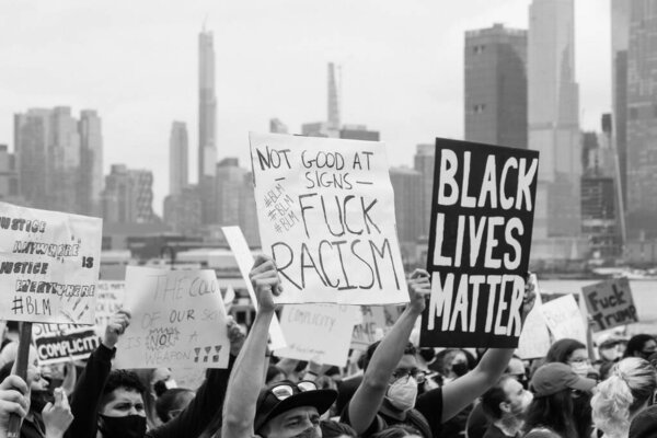 Хобокен, штат Нью-Джерси / США - 5 июня 2020 года: Black Lives Matter Peaceful в Хобокене, штат Нью-Джерси / США - 5 июня 2020 года: Black Lives Matter Peaceful в Хобокене, штат Нью-Джерси
 