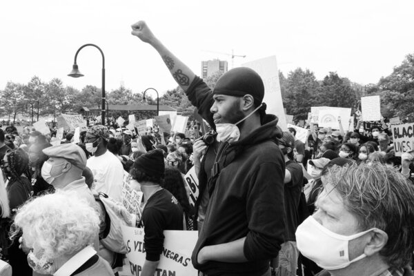 Хобокен, штат Нью-Джерси / США - 5 июня 2020 года: Black Lives Matter Peaceful в Хобокене, штат Нью-Джерси / США - 5 июня 2020 года: Black Lives Matter Peaceful в Хобокене, штат Нью-Джерси
 