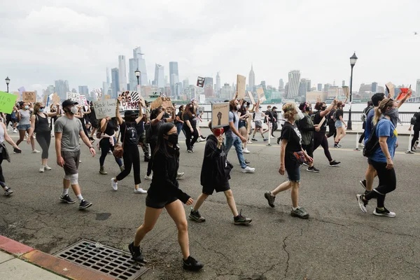 Hoboken Usa 2020 Június Fekete Életek Kérdése Békés Tüntetés Hobokenben — Stock Fotó