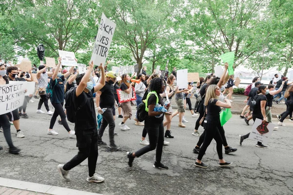 Hoboken Usa Czerwca 2020 Protest Pokojowy Sprawie Czarnego Życia Hoboken — Zdjęcie stockowe