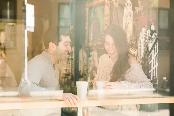 Beautiful Caucasian Couple Smiling Hugging Having Fun Visit Nyc — Stock Photo, Image