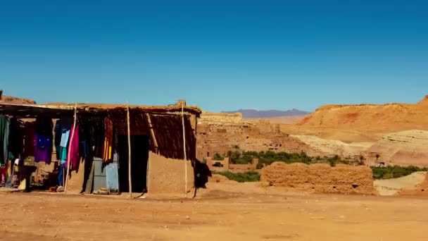 Kasbah Ait benHaddou, ksar traditionnel d'argile berbère, Maroc — Video