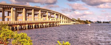 Köprü Merritt Adası için