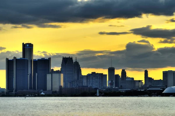 Widok Miasto Detroit Zachód Słońca — Zdjęcie stockowe