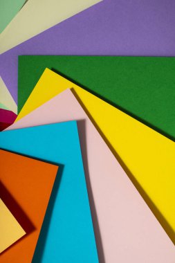 Canlı renkler paleti kağıt tasarımı. Geometrik şekiller. Soyut çok renkli kağıt kompozisyon.