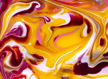 Parlak kırmızı ve sarı Ebru doku. Renkli arka plan. Sıvı çok renkli desen. Soyut boyalı dalgalar, el yapımı yüzeyi ile yaratıcı arka plan. Sıvı mermer boya. 