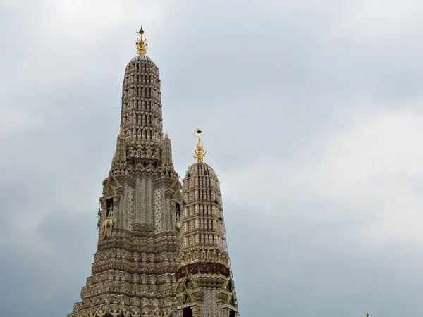 Nerede Iki Pagoda Hizalamak Wat Arun Tayland Iyi Kısmı Için — Stok fotoğraf