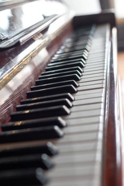 yakın çekim piyano klavye