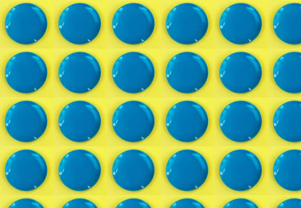 Cyfrowy Bezszwowy Wzór Niebieskimi Kółkami Żółtym Tle Powtarzające Się Elementy — Zdjęcie stockowe
