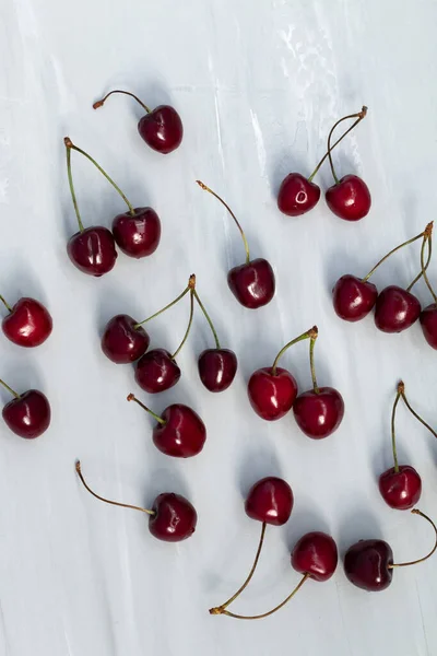 Patrón Cerezas Rojas Sobre Fondo Gris — Foto de Stock