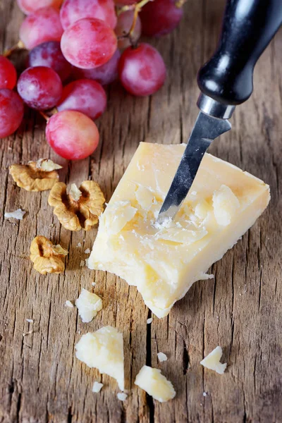 Grana Padano Chunk Parmesan Cheese Wooden Table — Stock Photo, Image