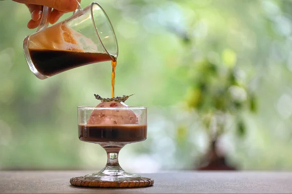 Espresso coffee with ice cream — Stock Photo, Image