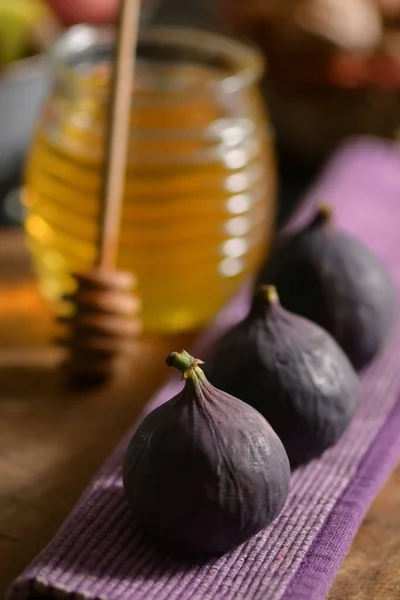 Honey Figs Autumn Table Studio — Stock Photo, Image