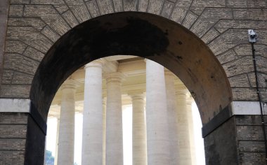 Vatikan şehri, Roma, İtalya grand kemer girişinde bir görünümünü