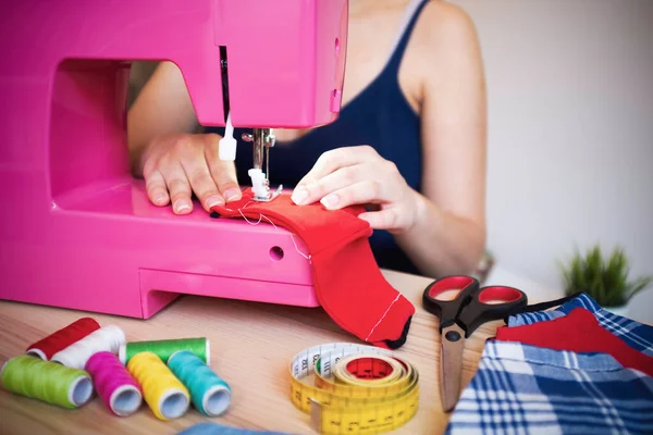 Seamstress Working Sewing Machine Making Trendy Face Medical Mask Preventing — Stock Photo, Image