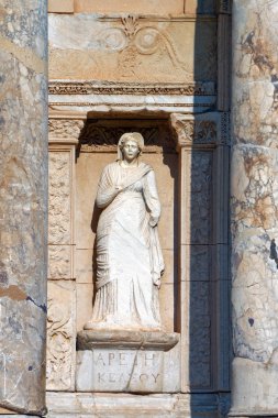 Efes Antik Şehir Heykeli