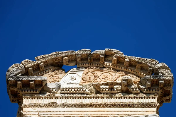 Ephesus Celsus Library Celcus Flugbibliotek Medusa Huvud — Stockfoto