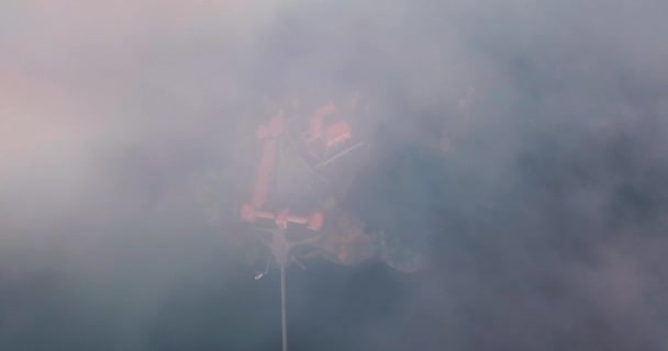 Vista aérea del castillo de Trakai — Vídeos de Stock