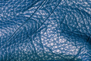 Koyu mavi deri kavramı ve fikir tarzı, ince deri işçiliği, çalışma alanı, el sanatları el yapımı el yapımı, deri deri işçisi için. Dokulu arka plan ve duvar kağıdı.