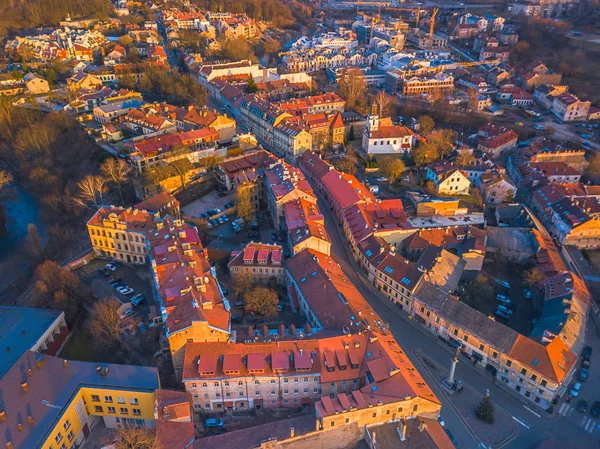 ВИЛЬНЮС, ЛИТУАНИЯ - вид сверху на старый город Вильнюса — стоковое фото