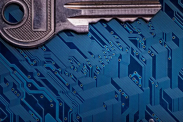 Imagem de fundo da chave em um microchip — Fotografia de Stock