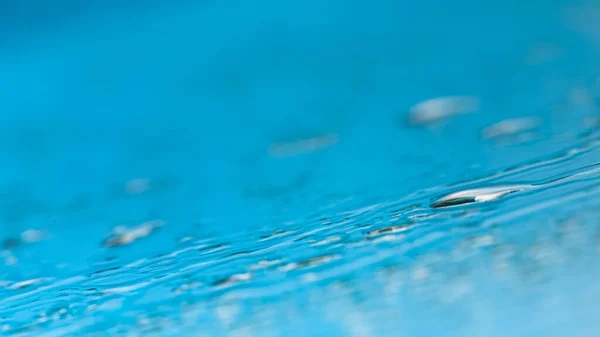 Gotas de agua en el vidrio, concepto de lluvia — Foto de Stock