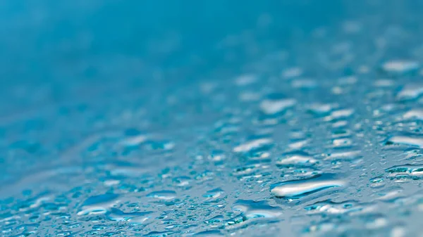 Gotas de agua en el vidrio, concepto de lluvia — Foto de Stock
