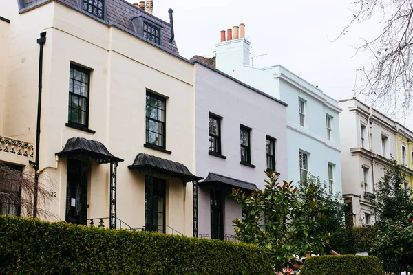 London March 2018 Rows Pastel Houses Holland Park Avenue Which — Stock Photo, Image