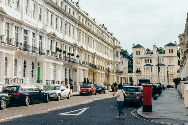 Londra'da Kensington Park Road üzerinde Viktorya townhouses
