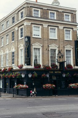 Mitre, yerel Greenwich Pub