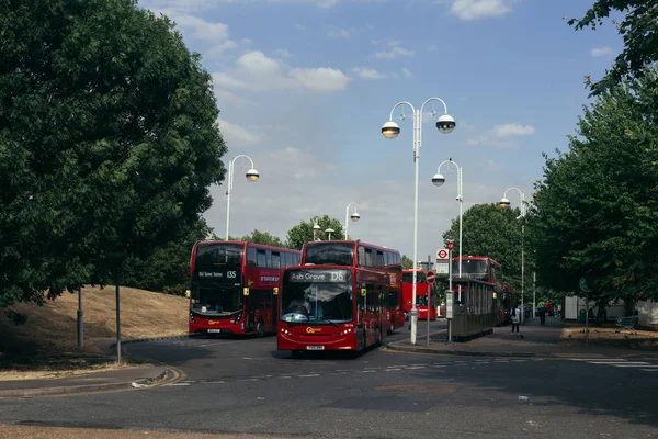 Estación de autobuses de Crossharbour Asda, Londres — Foto de Stock