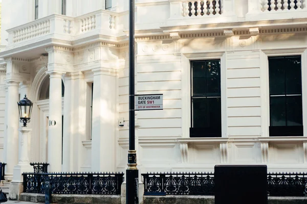 버킹엄 게이트 이름 표지판, 런던 — 스톡 사진